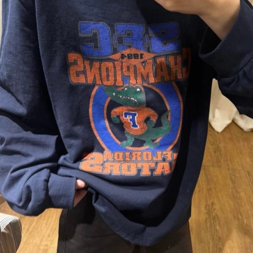 Korean Oversized Graphic Long Sleeve Tee